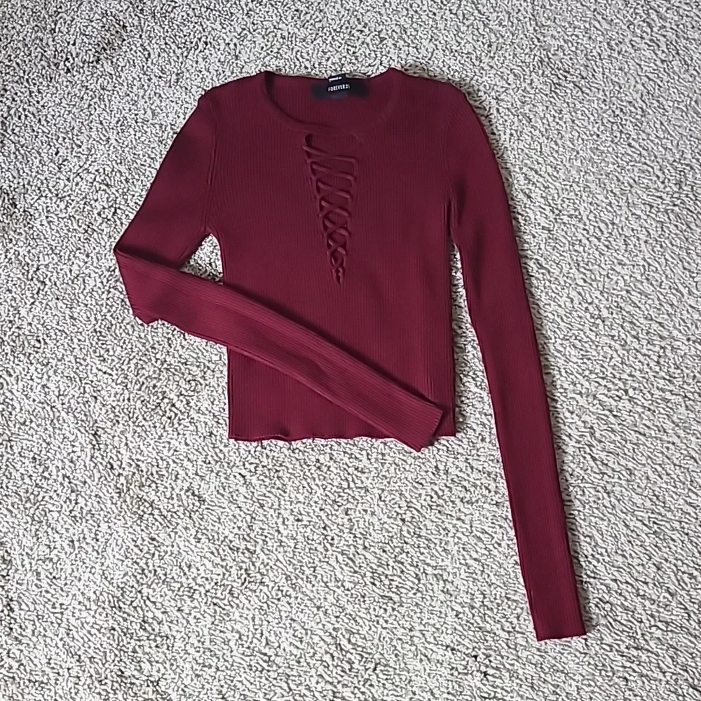 Fitted Ribbed Cropped Sweater